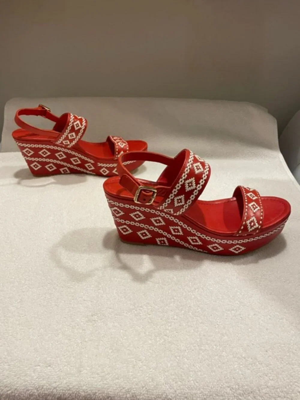 Tory Burch Womens Reena Sandals Size 10 Red Leather White Woven Wedge Platform